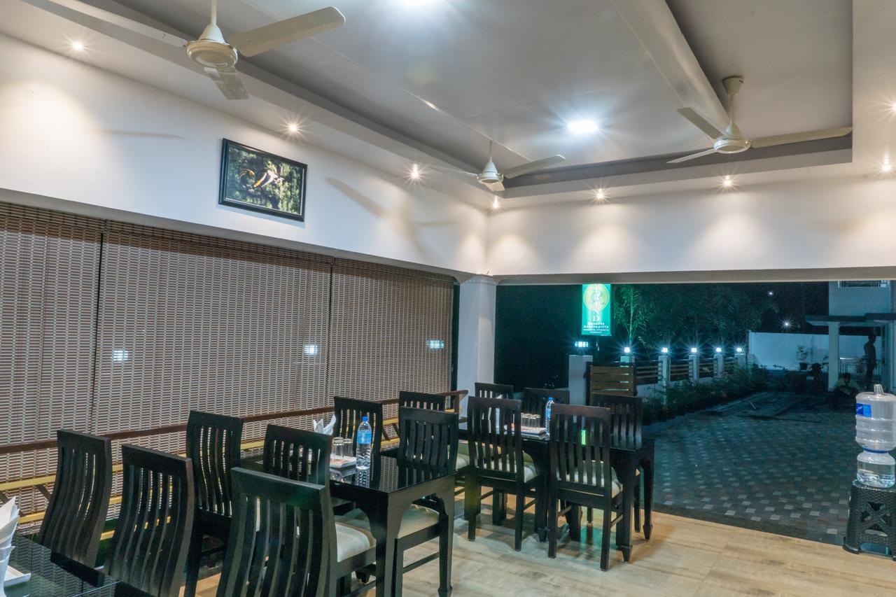 Clirind Resort Athirappilly Luaran gambar